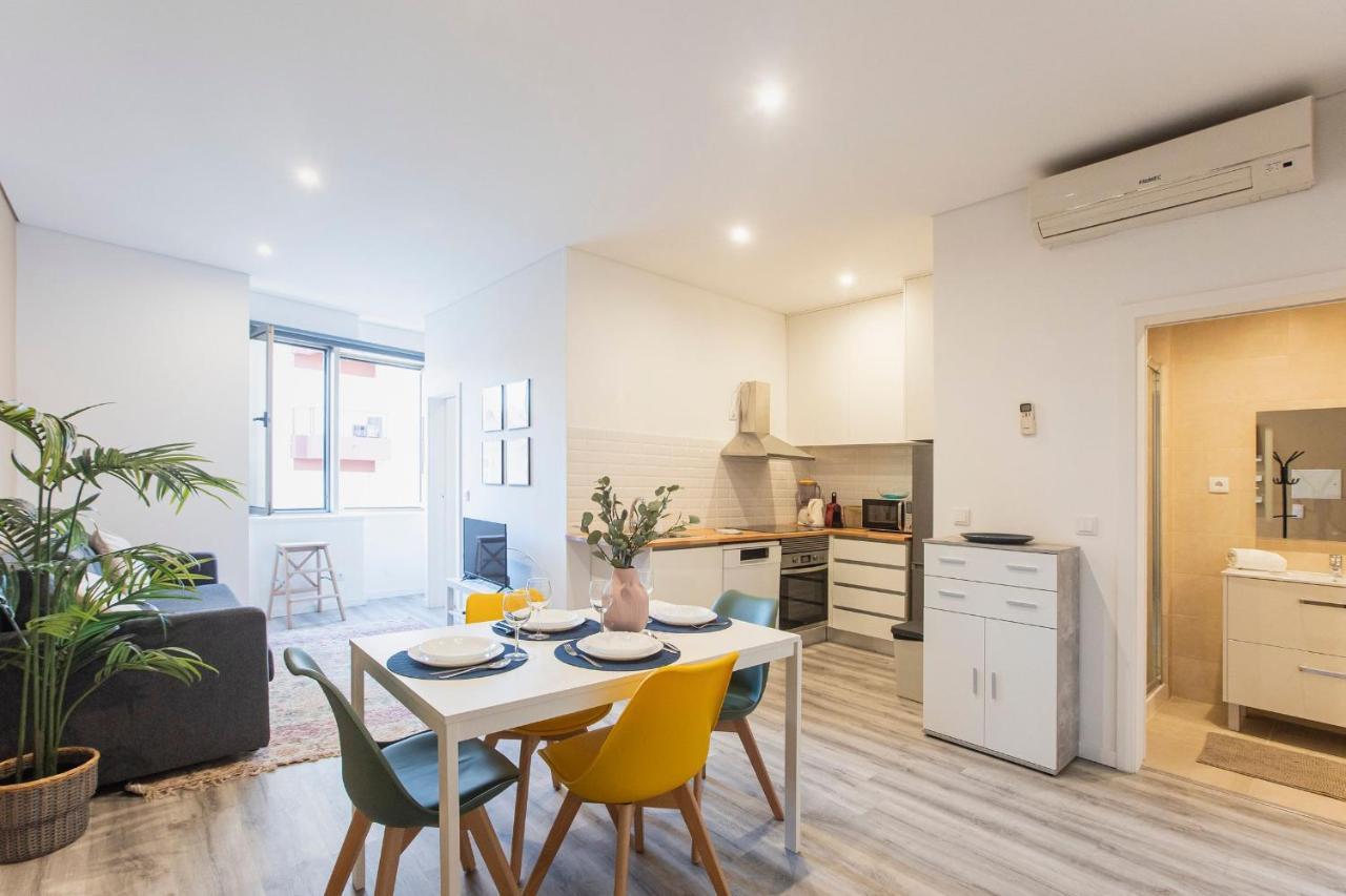 Seaside 1Br Flat W/ Ac In Matosinhos By Lovelystay Exterior photo